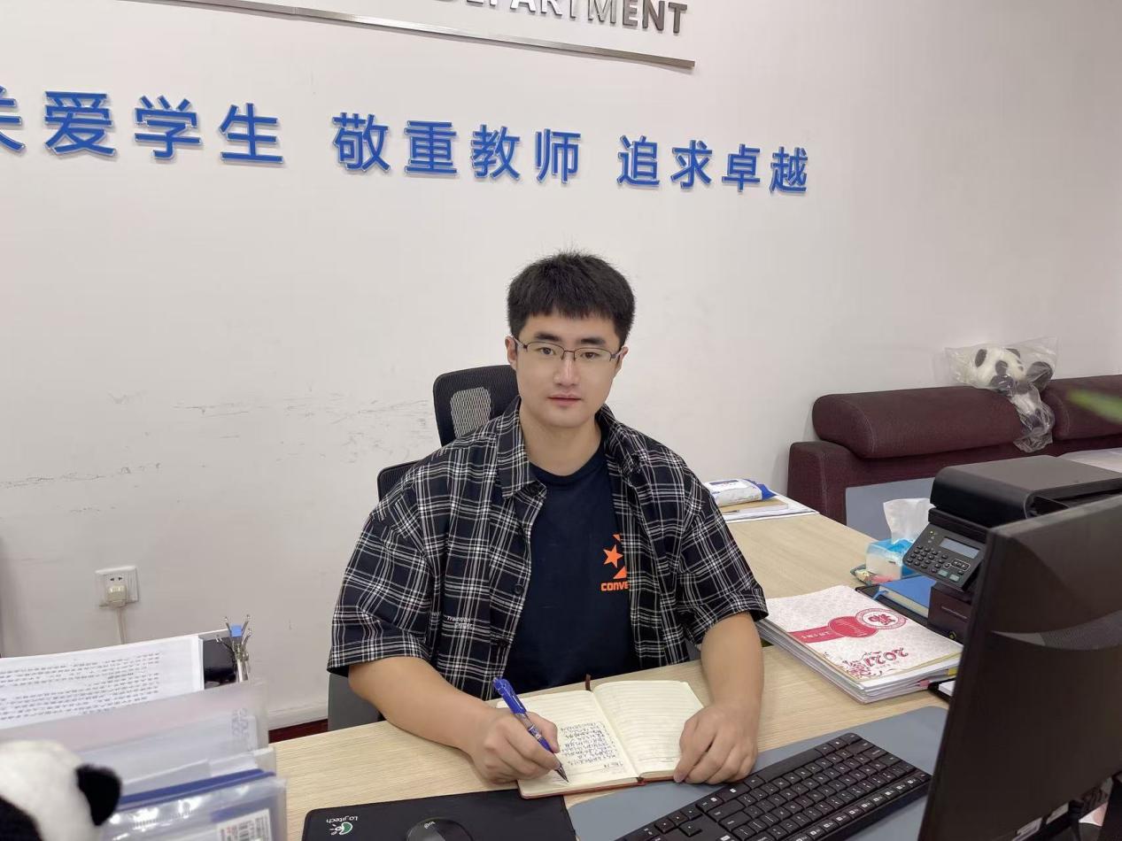 体育学院-姜昆照片2